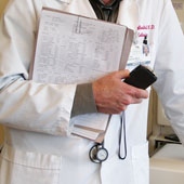 Forscher identifizieren Faktoren, die das Langzeitüberleben bei neu diagnostizierten Myelompatienten vorhersagen